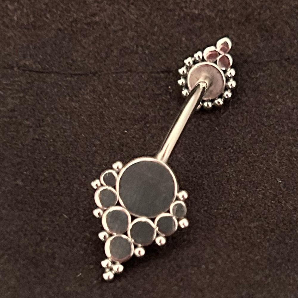 Leroi Swarovski Naval Piercing - image 3